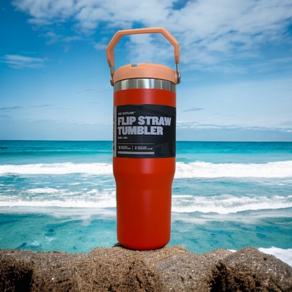 New Stanley the Icedlow Flip Straw 30 oz Tumbler - Picture 3 of 6